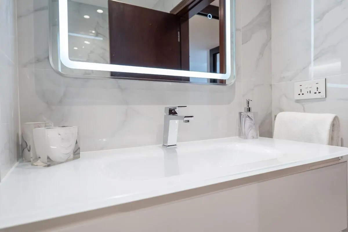 Stylish1Bhk In Elite Residences, Marina With View Dubai